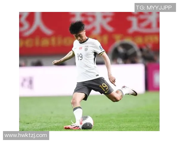 变脸足球明星背后的故事与传奇成就揭秘 变脸足球明星背后的故事与传奇成就揭秘