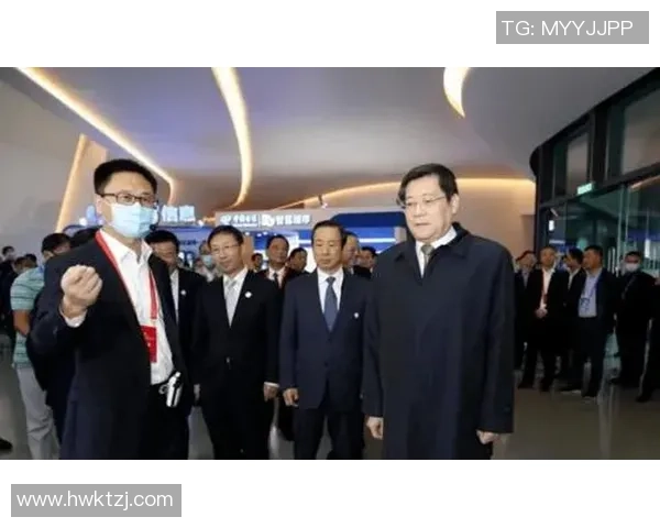 长沙世界元老足球明星赛盛大开幕球星云集共庆足球激情与友谊